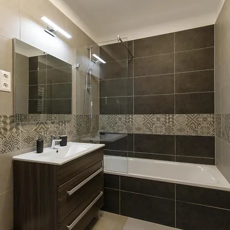 K40 Double Bedroom In The Center