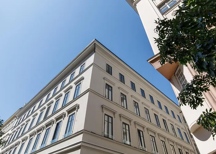 K40 Double Bedroom In The Center *