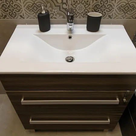 아파트 K40 Double Bedroom In The Center *